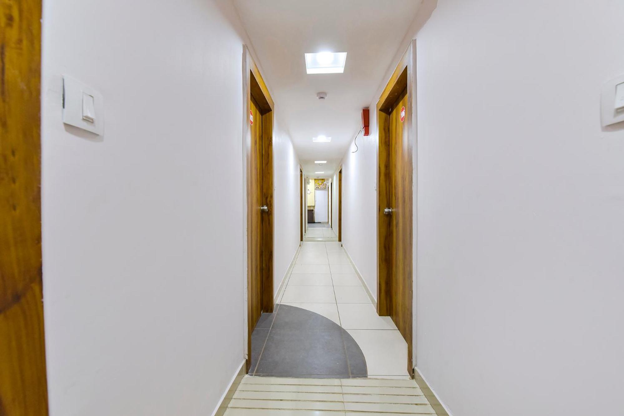 Fabhotel Star Ahmedabad Exterior photo
