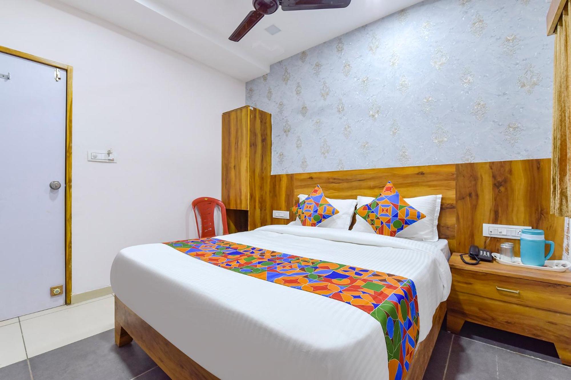 Fabhotel Star Ahmedabad Exterior photo